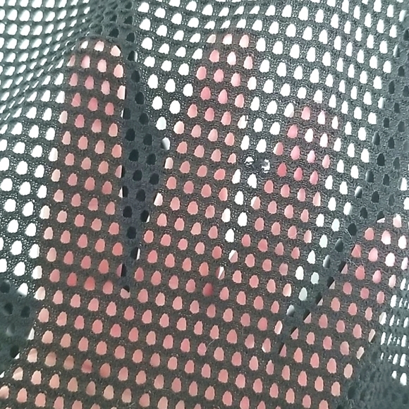 Black fishnet backless tank top - Picture 2 of 6